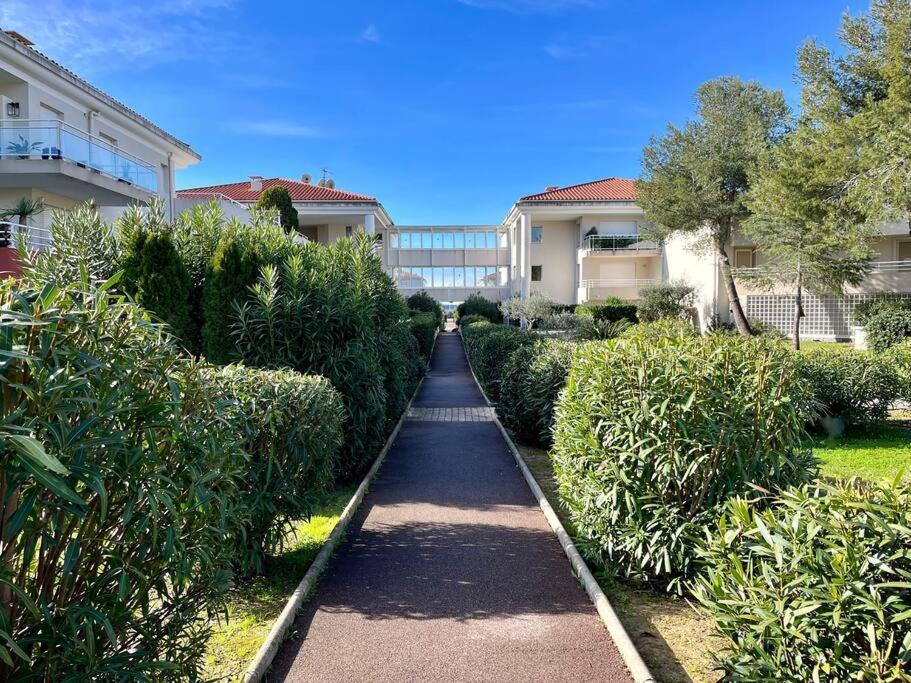 Modern W Terrace 250m From & Pool Apartamento *