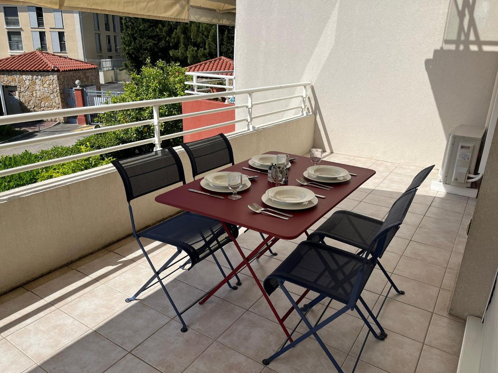 Apartment Modern W Terrace 250m From & Pool Antibes